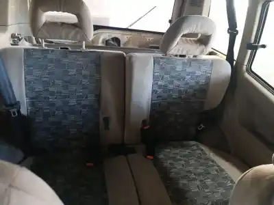İkinci el araba yedek parçası ARKA KOLTUKLAR için NISSAN TERRANO II (R20) 2.7 TD 4WD OEM IAM referansları   