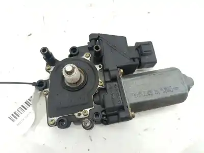 Pezzo di ricambio per auto di seconda mano motore alzacristalli anteriore destro per audi a3 (8l1) 1.9 tdi riferimenti oem iam   
