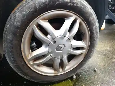 Автозапчасти б/у ШИНА за RENAULT CLIO III 1.5 dCi Diesel CAT ссылки OEM IAM 8200317802  