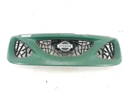 Pièce détachée automobile d'occasion grille avant pour nissan terrano ii (r20) 2.7 td 4wd références oem iam 623100x800