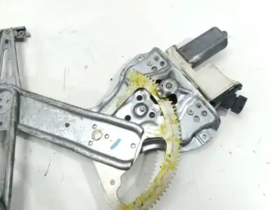 Peça sobressalente para automóvel em segunda mão elevador de vidros dianteiro direito por toyota corolla (e12) 2.0 d-4d linea sol berlina referências oem iam   