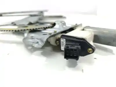 Peça sobressalente para automóvel em segunda mão elevador de vidros dianteiro direito por toyota corolla (e12) 2.0 d-4d linea sol berlina referências oem iam   