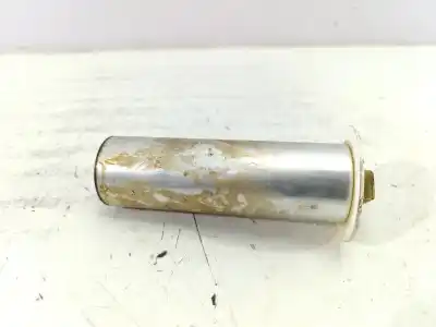 Pièce détachée automobile d'occasion CAPTEUR NIVEAU DE CARBURANT pour PEUGEOT 205 BERLINA 1.8 Diesel CAT Références OEM IAM 1527 96  