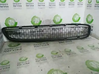 Peça sobressalente para automóvel em segunda mão grelha de pára choques central por bmw serie 1 berlina (e81/e87) 116i referências oem iam 