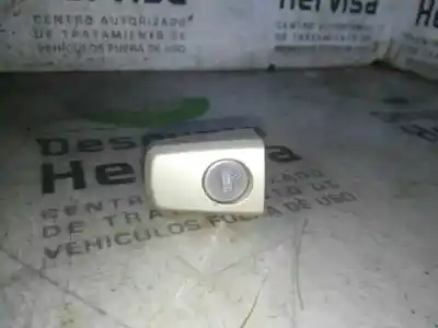 Second-hand car spare part left front door lock for opel astra gtc 1.7 16v cdti oem iam references 