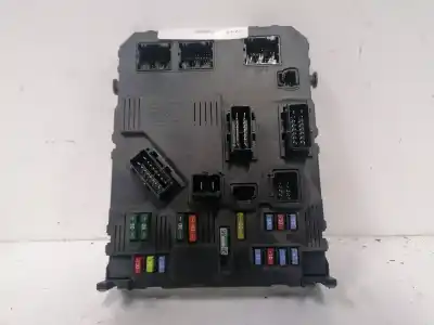 Pezzo di ricambio per auto di seconda mano scatola relè/fusibili per citroen c2 (jm_) 1.1 riferimenti oem iam 9653667380  s118085200l