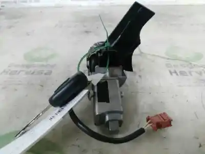 Second-hand car spare part ignition switch for peugeot 207 1.4 16v cat (kfu / et3j4) oem iam references 9680912380 9663123280 36393600