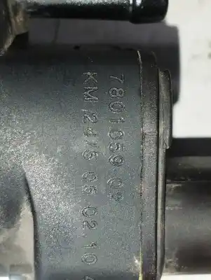 Pièce détachée automobile d'occasion pompe à carburant pour bmw serie 1 berlina (e81/e87) 116d références oem iam 7801209  