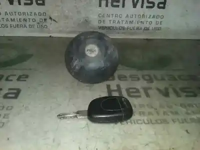 Автозапчастина б/у КОЛПАЧКА ПАЛИВНА для RENAULT CLIO II FASE II (B/CB0)  Посилання на OEM IAM   
