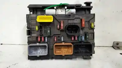 Pièce détachée automobile d'occasion BOÎTES À FUSIBLES pour PEUGEOT 307 CC (S2)  Références OEM IAM 9661087080  