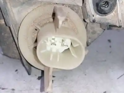 Peça sobressalente para automóvel em segunda mão farolim traseiro esquerdo por opel meriva 1.6 cat (z 16 se / l55) referências oem iam 93295362  