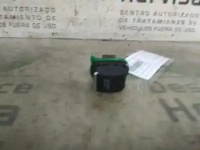 Peça sobressalente para automóvel em segunda mão botão / interruptor elevador vidro dianteiro direito por ford focus lim. (cb8) 1.6 tdci cat referências oem iam bm5t14529ab