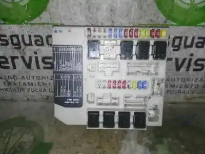 Peça sobressalente para automóvel em segunda mão caixa de fusíveis e relés por nissan note (e11e) acenta referências oem iam 284b7ax61a