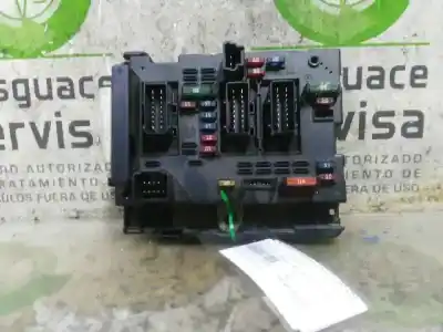 Second-hand car spare part fuse box unit for peugeot 307 break / sw (s1) 2.0 hdi 135 oem iam references 9650664080  