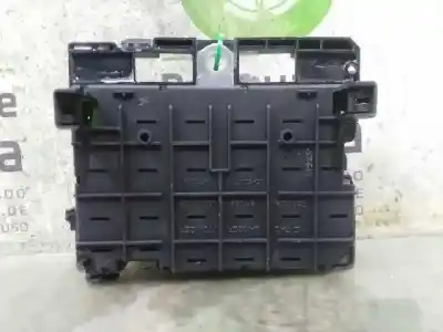 Second-hand car spare part fuse box unit for peugeot 307 break / sw (s1) 2.0 hdi 135 oem iam references 9650664080  