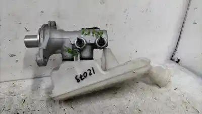 Peça sobressalente para automóvel em segunda mão bomba de travões por citroen c4 cactus 1.2 vti 82 referências oem iam 32069745