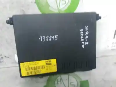 Pièce détachée automobile d'occasion boîtes à fusibles pour citroen xsara berlina 1.9 diesel références oem iam 9646022680  73004612