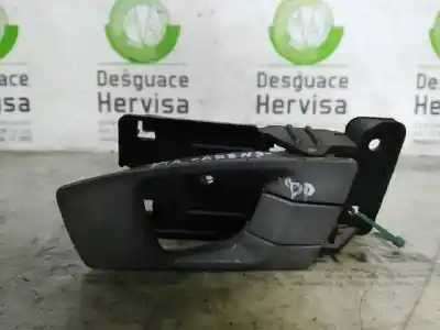 Recambio de automóvil de segunda mano de maneta interior delantera derecha para kia carens 2.0 crdi lx monovolumen referencias oem iam 0k2fa58330fkz