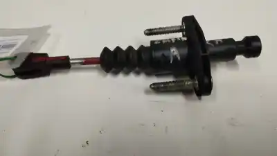 Pièce détachée automobile d'occasion POMPE D'EMBRAYAGE pour OPEL ZAFIRA A  Références OEM IAM 90581565  