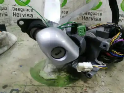 Peça sobressalente para automóvel em segunda mão fechadura da porta dianteira esquerda por bmw serie 3 cabrio (e46) 318 ci referências oem iam 51217019973