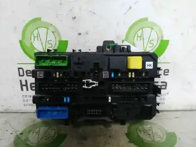 Second-hand car spare part fuse box unit for opel astra gtc 1.7 16v cdti oem iam references 13206762