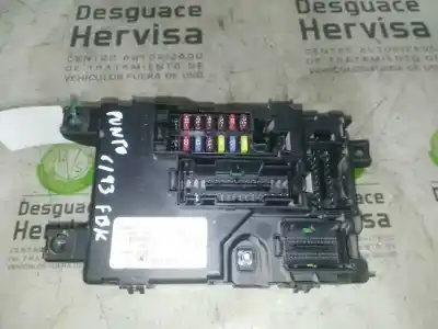 Gebrauchtes Autoersatzteil RELAIS SICHERUNGSKASTEN Multifunktionsrelais zum FIAT PUNTO / GRANDE PUNTO (199)  OEM-IAM-Referenzen 00517817580 28050016 C096