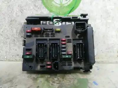 Second-hand car spare part fuse box unit for peugeot 206 berlina x-line oem iam references 9650664180