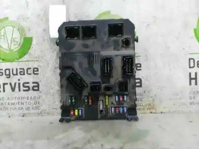 Peça sobressalente para automóvel em segunda mão CAIXA DE FUSÍVEIS E RELÉS por PEUGEOT PARTNER (S2)  Referências OEM IAM S11805320D  