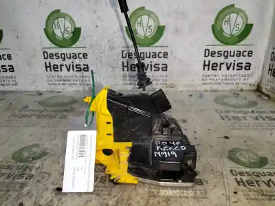 Second-hand car spare part front right door lock for kia ceed 1.6 crdi cat oem iam references 81320a2410