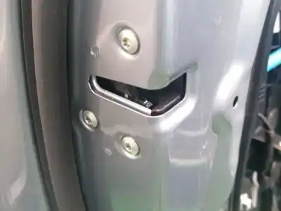 Second-hand car spare part left front door lock for kia xceed 1.0 tgdi cat oem iam references 81310j7010