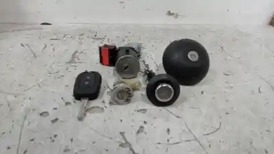 Second-hand car spare part LEFT FRONT DOOR LOCK for DACIA SANDERO  OEM IAM references   