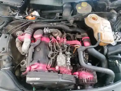 Pezzo di ricambio per auto di seconda mano motore completo per audi a4 berlina (b5) 1.9 tdi riferimenti oem iam avg  