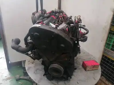 Pezzo di ricambio per auto di seconda mano motore completo per audi a4 berlina (b5) 1.9 tdi riferimenti oem iam avg  