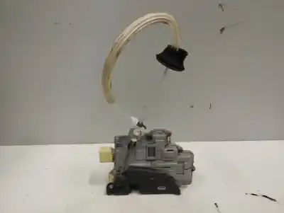 Автозапчастина б/у замок передній праві двері для audi q7 (4l) 3.0 v6 24v tdi посилання на oem iam cz3c1837016a  