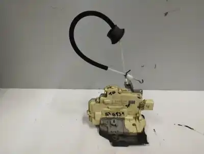 Автозапчастина б/у замок заднього правого дверя для audi q7 (4l) 3.0 v6 24v tdi посилання на oem iam cz3c4839016a Автозапчастина б/у замок заднього правого дверя для audi q7 (4l) 3.0 v6 24v tdi посилання на oem iam cz3c4839016a