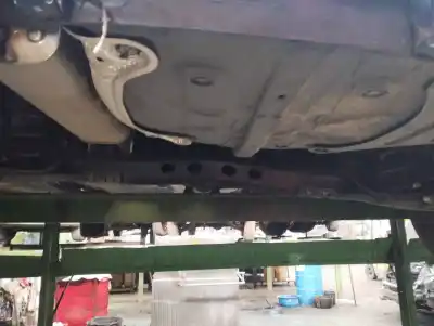 Peça sobressalente para automóvel em segunda mão charrió / suporte de eixo de trás por volkswagen polo 1.0 tsi referências oem iam 