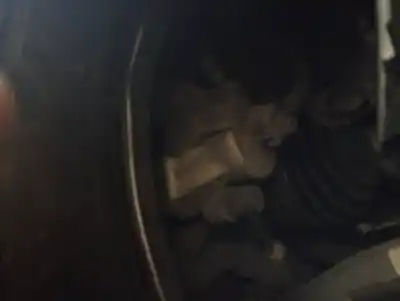 Peça sobressalente para automóvel em segunda mão pinça de travão dianteira direita por volkswagen polo 1.0 tsi referências oem iam 