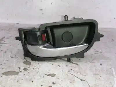 Second-hand car spare part interior left rear handle for toyota auris (_e15_) 1.4 d-4d (nde150_) oem iam references 692060d271