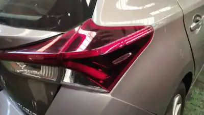 Second-hand car spare part right tailgate light for toyota auris (_e15_) 1.4 d-4d (nde150_) oem iam references   