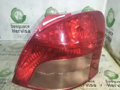 Pièce détachée automobile d'occasion feu arrière droit pour toyota yaris (ksp9/scp9/nlp9) 1.3 cat références oem iam 