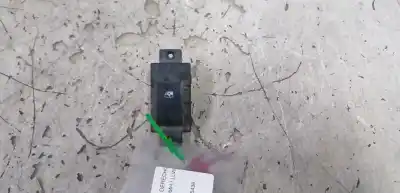 Автозапчасти б/у выключатель переднего правого окна за opel antara 2.0 cdti cat (z 20 dmh / llw) ссылки oem iam 202005438