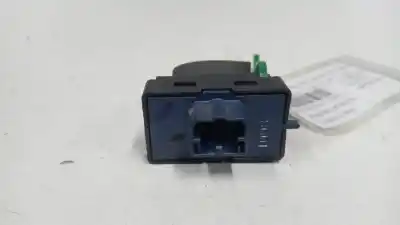 Second-hand car spare part right front power window switch for fiat doblo ii cargo (263) 1.3 16v jtd cat oem iam references 7354612800 30170239 7354612800