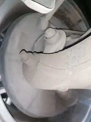 Second-hand car spare part rear right knuckle for bmw serie 7 (e65/e66) 745i oem iam references   