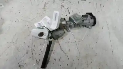 Pezzo di ricambio per auto di seconda mano cilindro porta anteriore sinistra per ford focus lim. (cb4) 1.6 tdci cat riferimenti oem iam 