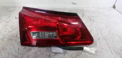 Peça sobressalente para automóvel em segunda mão farolim traseiro esquerdo por lexus is200 (ds2/is2) 220d referências oem iam 