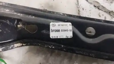 Second-hand car spare part passenger side right window regulator for opel astra k lim. 5türig 1.4 16v sidi turbo oem iam references 39142316  39142316