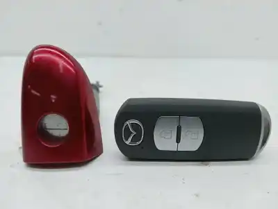 Second-hand car spare part left front door lock for mazda cx-5 evolution 2wd oem iam references 