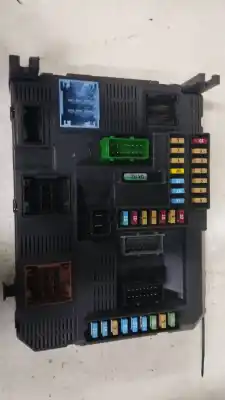 Second-hand car spare part fuse box unit for citroen c-elysée 1.2 12v vti oem iam references 9819849680