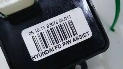 Second-hand car spare part right front power window switch for hyundai i30 1.6 crdi cat oem iam references 935752l011  