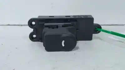 Second-hand car spare part rear left power window switch for hyundai i30 (fd) 1.6 crdi oem iam references  Second-hand car spare part rear left power window switch for hyundai i30 (fd) 1.6 crdi oem iam references